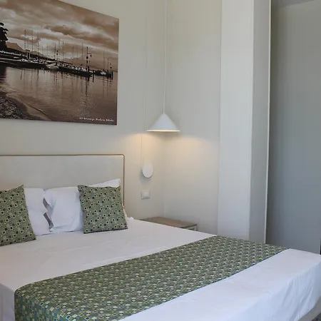 Garda 3* Padenghe sul Garda